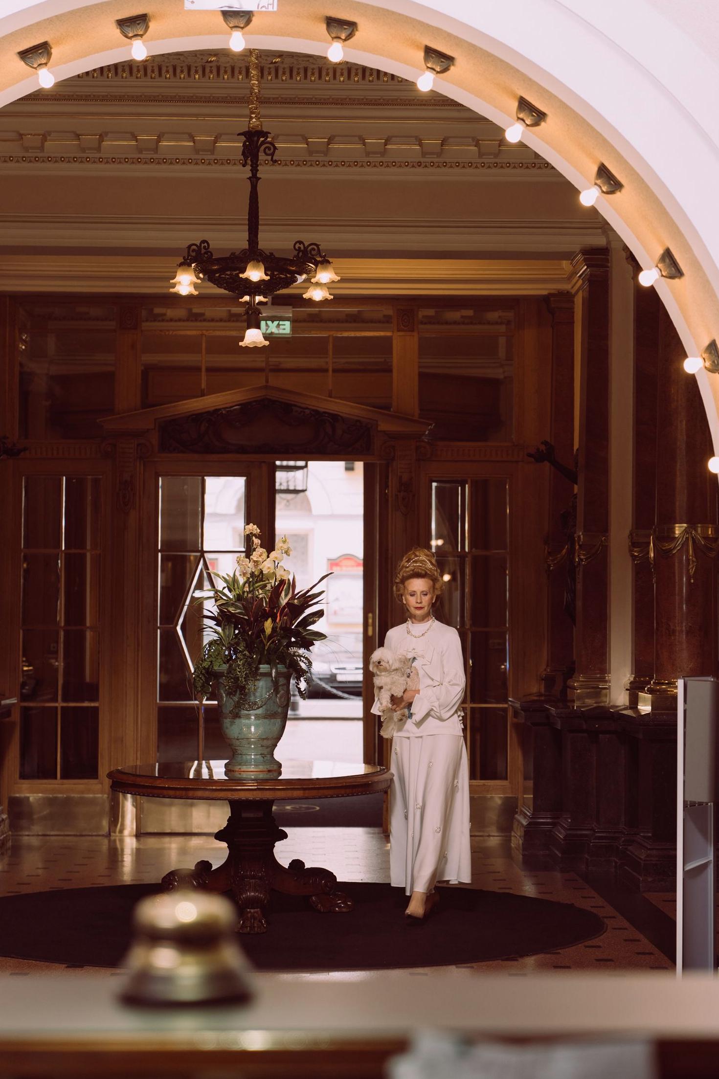Auswahlchance Hotel Lobby